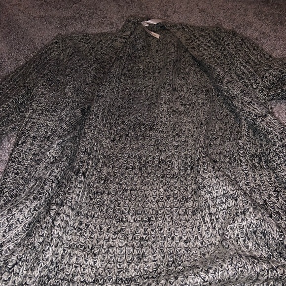 Cardigan - Picture 1 of 2